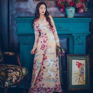 Long-sleeve Embroidery Maxi Dress
