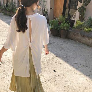 Elbow-sleeve Open Back Twisted Tee