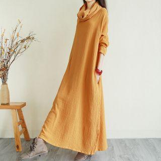 Long-sleeve Linen Maxi Dress