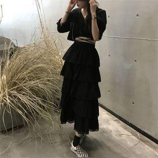 Short-sleeve Cropped Shirt / Midi A-line Layered Skirt