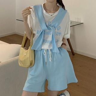 Set: Short-sleeve Lettering T-shirt + Shawl + Shorts