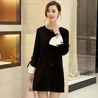 Bell-sleeve Shift Dress