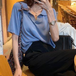 Plain V-neck Short-sleeve Polo Top