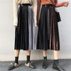 Color-block Velvet Pleated Skirt
