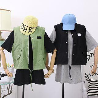 Set: Loose-fit T-shirt + Printed Vest