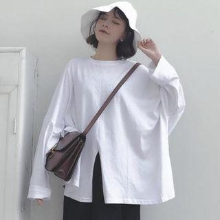 Slit Long-sleeve T-shirt / Midi Skirt