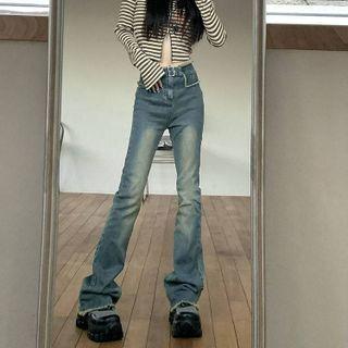 High-waist Butterfly Embroidered Bell-bottom Jeans