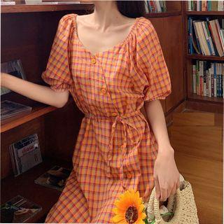 Plaid Short-sleeve V-neck Midi A-line Dress