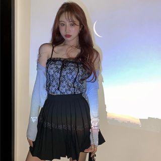 Lace Trim Camisole Top / Light Jacket / Pleated Skirt
