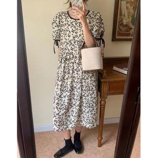 Short-sleeve Floral Print Midi A-line Dress Black & White - One Size