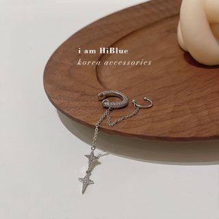 Star Chained Alloy Dangle Earring 1 Pc - Silver - One Size