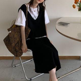 Plain Vest / Midi A-line Skirt / Lettering T-shirt / Set