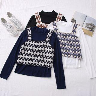 Set: Mock-neck Plain T-shirt + Argyle Knit Vest