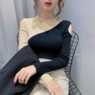 Long-sleeve Cold Shoulder Two-tone Knit Top