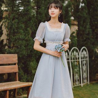 Short-sleeve Mesh Trim Midi Dress