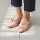 Pointy-toe Slingbacks