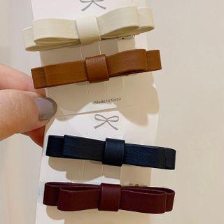 Set Of 2: Faux Leather Bow Hair Clip