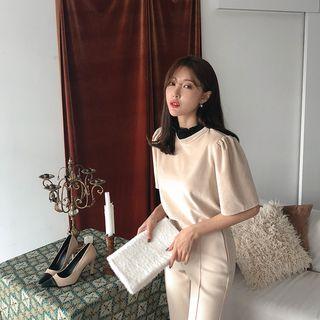 Frill-neck Short-sleeve Velvet Top