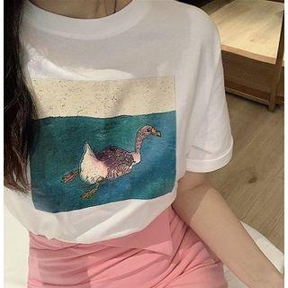 Picture Printed Crewneck Short-sleeve T-shirt / Plain High-waist Skirt