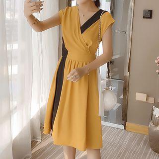 Color Block Sleeveless V-neck A-line Dress
