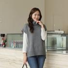 High-neck Button-side Knit Vest