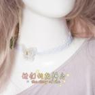 Butterfly-accent Lace Choker