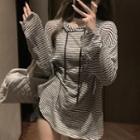 Long-sleeve Striped Hooded T-shirt Striped - Black & White - One Size
