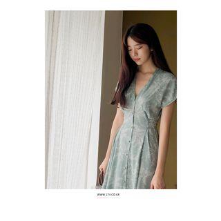 Cap-sleeve Patterned Long Shirtdress