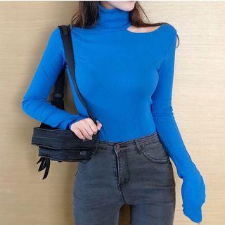 Turtleneck Cutout Plain Long-sleeve Top
