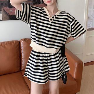 Short-sleeve Striped Bow Accent T-shirt / High-waist Striped Slit Shorts