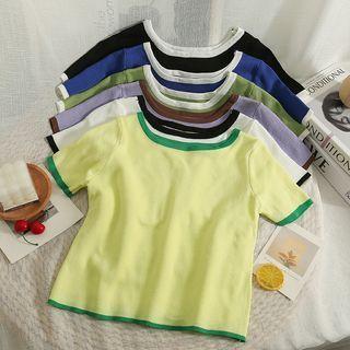 Contrasted Slim-fit Crop T-shirt In 6 Colors