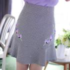 Floral-embroidered Houndstooth Ruffle-hem Skirt