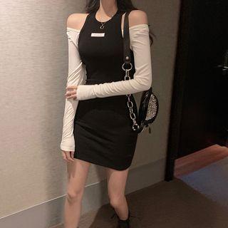 Mock Two-piece Off-shoulder Contrast Dress As Shown In Figure - One Size