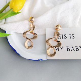 Metal Twist Drop Earring