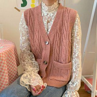 Cable Knit Button Vest / Long-sleeve Lace Top