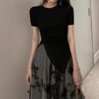 Short-sleeve Round-neck Plain Asymmetrical Top