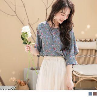 Floral Short-sleeve Round Neck Chiffon Top
