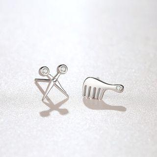 Non-matching Scissors Comb Stud Earring Scissors & Comb - One Size