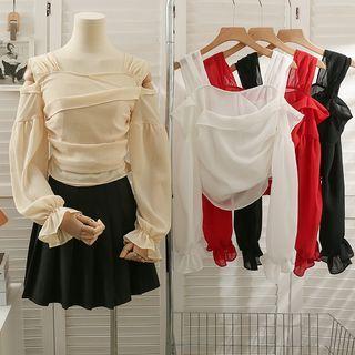 Details Cutout-shoulder Crop Top