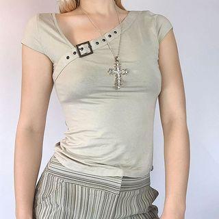 Cap-sleeve Buckled Top