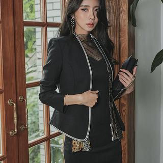 Contrast-trim Hidden-hook Jacket