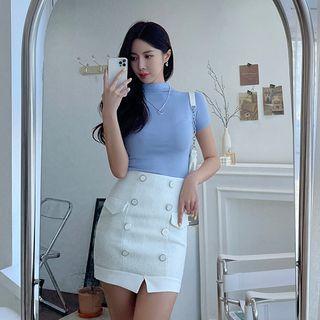 Mock-neck Slim-fit Ribbed Crop Top