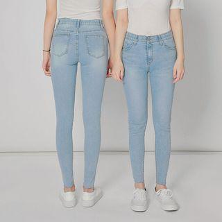 Fray-hem Washed Skinny Jeans (petite/tall)