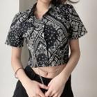 Short-sleeve Paisley Print Chained Crop Shirt