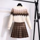 Curve Striped Sweater / Plaid Mini Pleated Skirt / Set