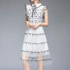 Contrast Trim Lace Midi A-line Dress