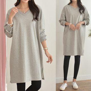 V-neck Slit-hem Pullover Dress