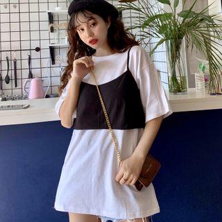 Set: Short-sleeve T-shirt + Camisole
