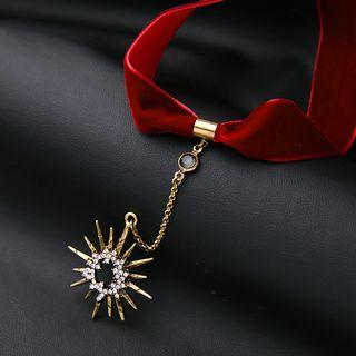 Star Drop Velvet Choker