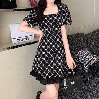 Short-sleeve Square-neck Print A-line Dress
